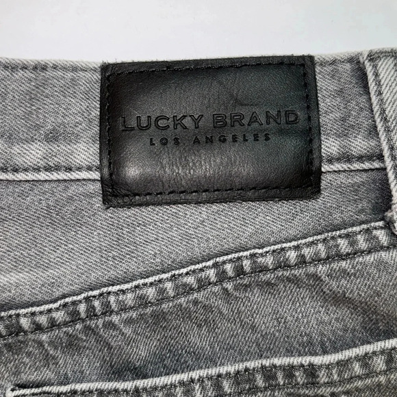 Lucky Brand Relaxed Taper Cropped Jeans - Picture 4 of 7